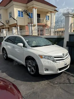 Toyota Venza Limited 2012 White