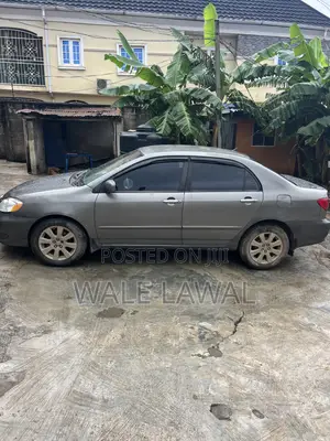 Toyota Corolla LE 2005 Gray