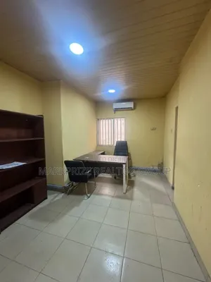 3bdrm Bungalow in Ikeja Gra Lagos for rent