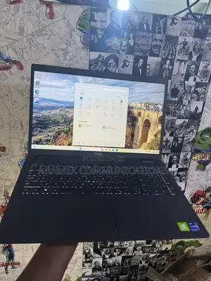 Laptop Dell Latitude 3520 16GB Intel Core i7 SSD 256GB
