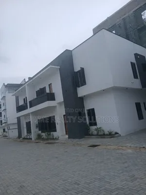 4bdrm Duplex in Lekki Expressway for rent