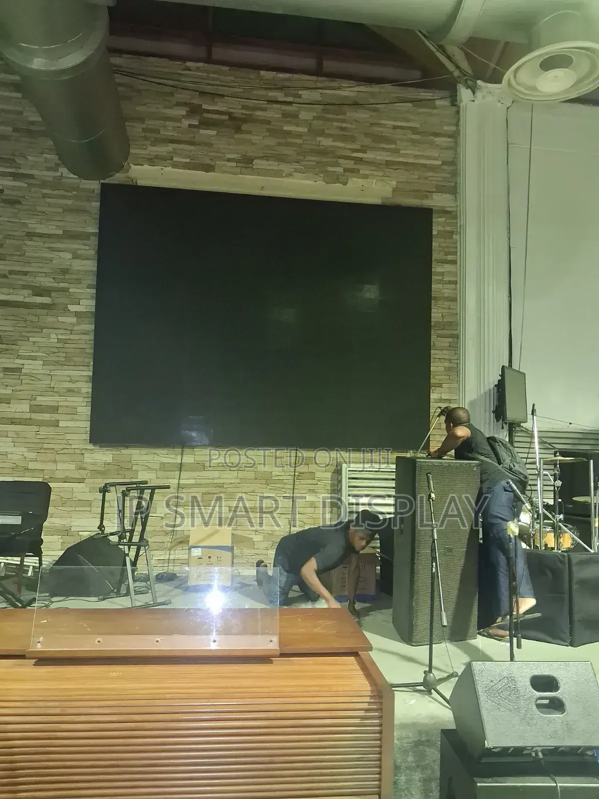 8ft by 12ft Led Screen