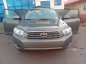 Toyota Highlander 2009 Green