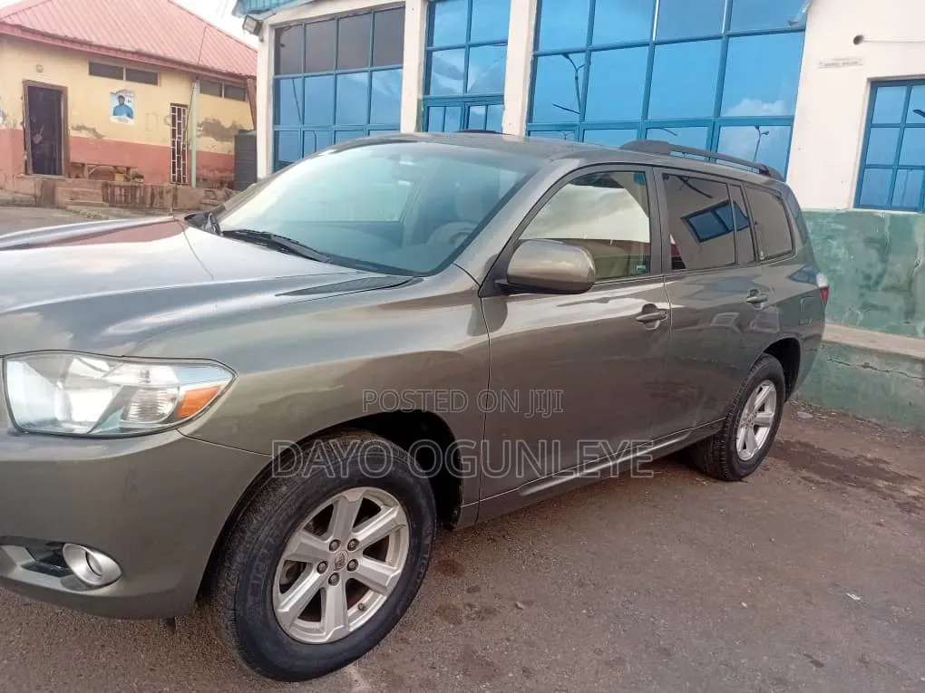 Toyota Highlander 2009 Green