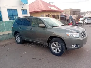 Toyota Highlander 2009 Green
