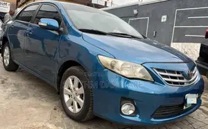 Toyota Corolla 2012 Blue