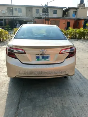 Toyota Camry 2013 Gold