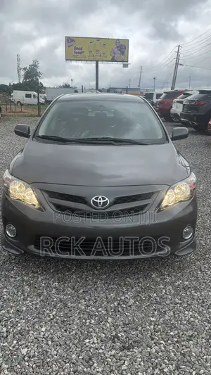Toyota Corolla S 4dr Sedan (1.8L 4cyl 4A) 2011 Gray