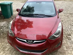 Hyundai Elantra 2012 Red