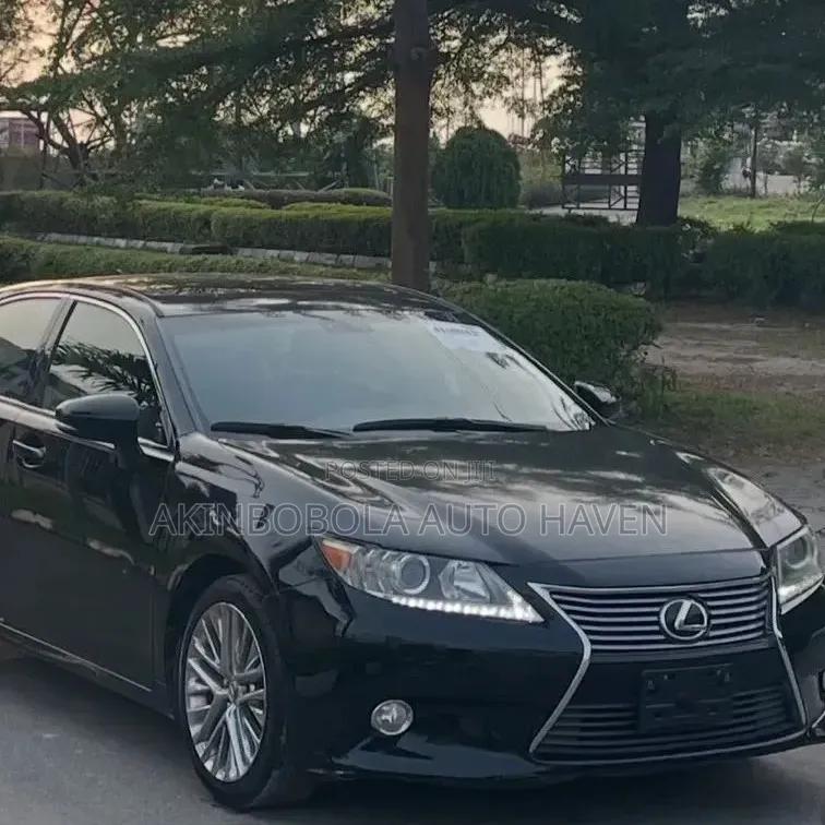 Lexus ES 2014 Black