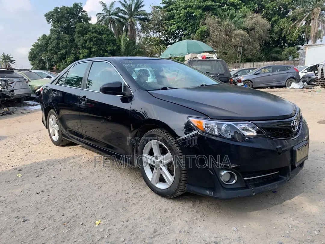Toyota Camry 2012 Black