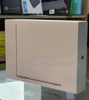 New Laptop Apple MacBook Air 2025 M4 16GB Apple M4 SSD 512GB