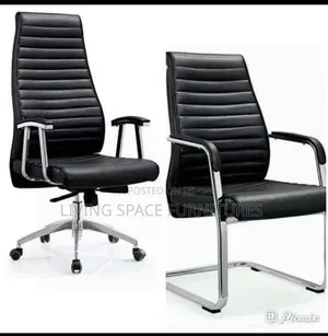 Office Leather Chair With 2-Visitors Chairs