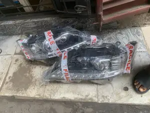 Tokunbo Head Lamp Rx350 2014 Available