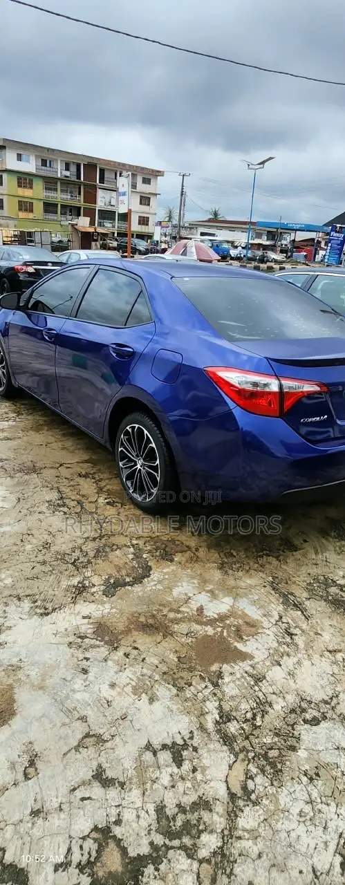 Toyota Corolla 2014 Blue
