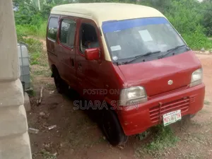 Suzuki Every 2010 Red