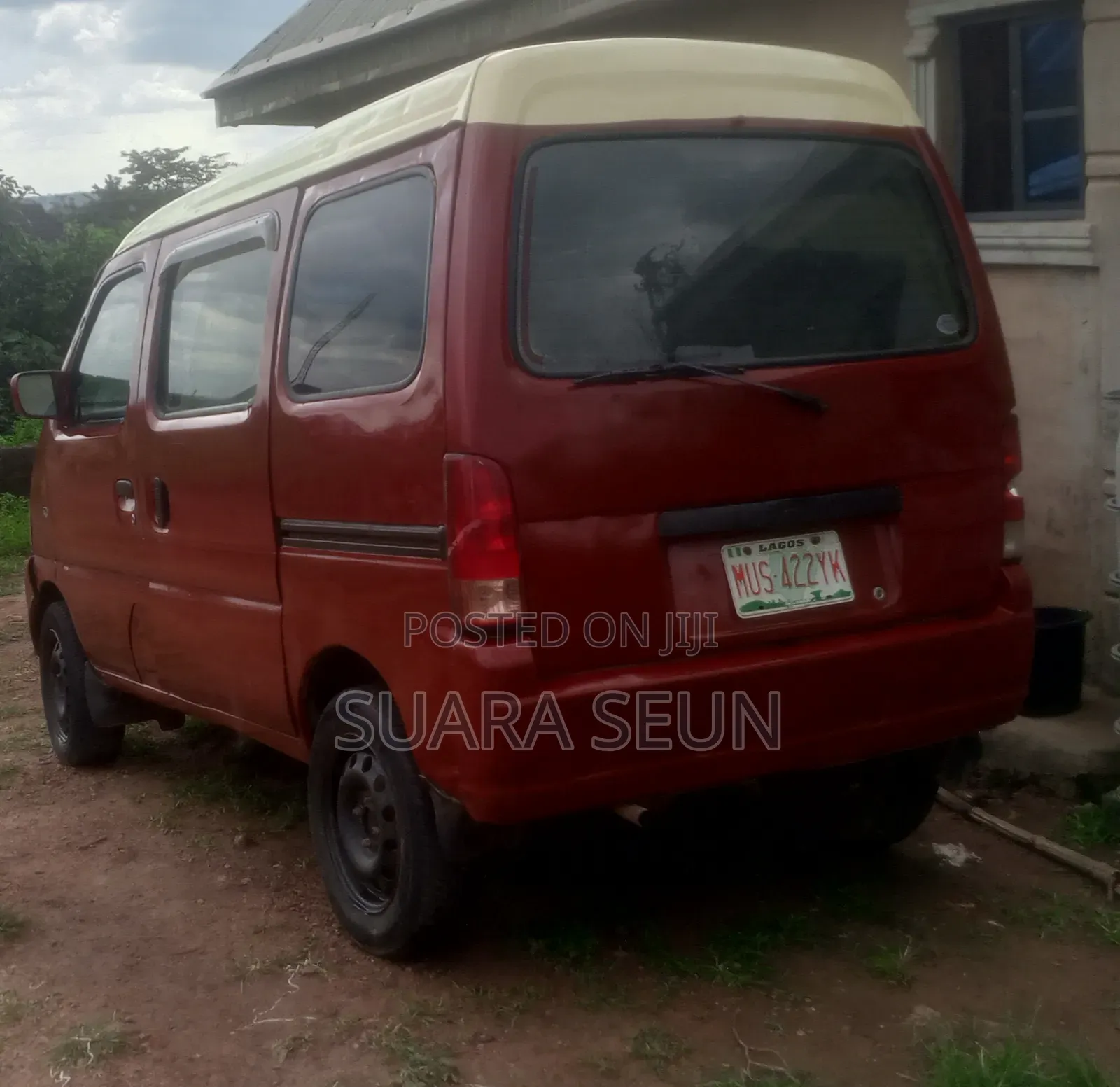 Suzuki Every 2010 Red