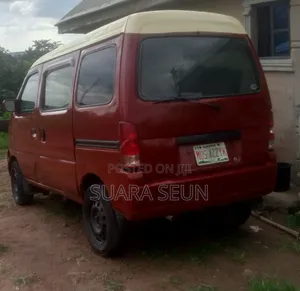 Suzuki Every 2010 Red