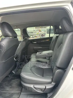 Toyota Highlander XSE 2022 White