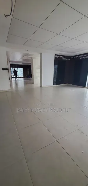 Shop Available for Rent
