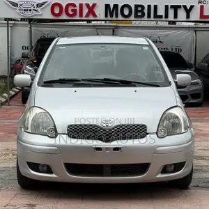 Toyota Yaris 2004 Silver