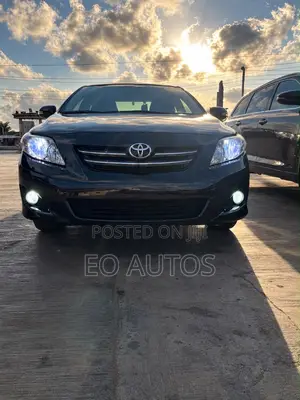 Toyota Corolla 2010 Black