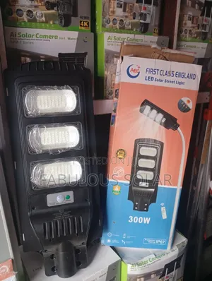 Original 300watts Solar Street Light (3 Eyes)first Class England