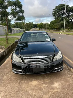 Mercedes-Benz C300 2012 Black