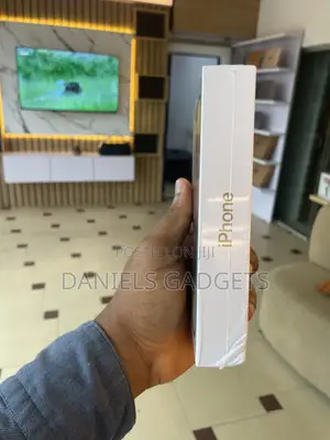 New Apple iPhone 14 Pro 128 GB Gold