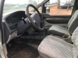 Mitsubishi Fuso Canter 2008 Beige