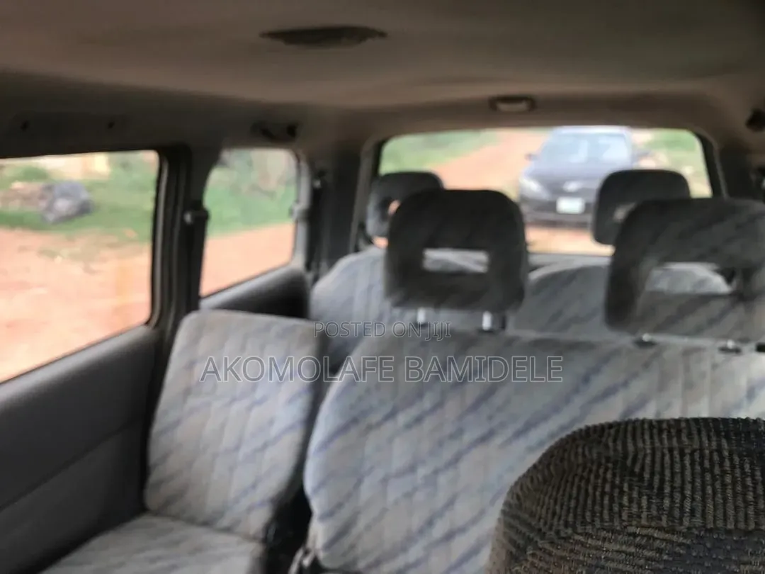 Mitsubishi Fuso Canter 2008 Beige