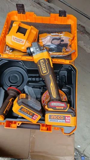 Ingco 1200w Cordless Angle Grinder With 5amp Battery