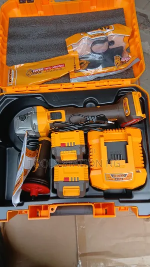 Ingco 1200w Cordless Angle Grinder With 5amp Battery