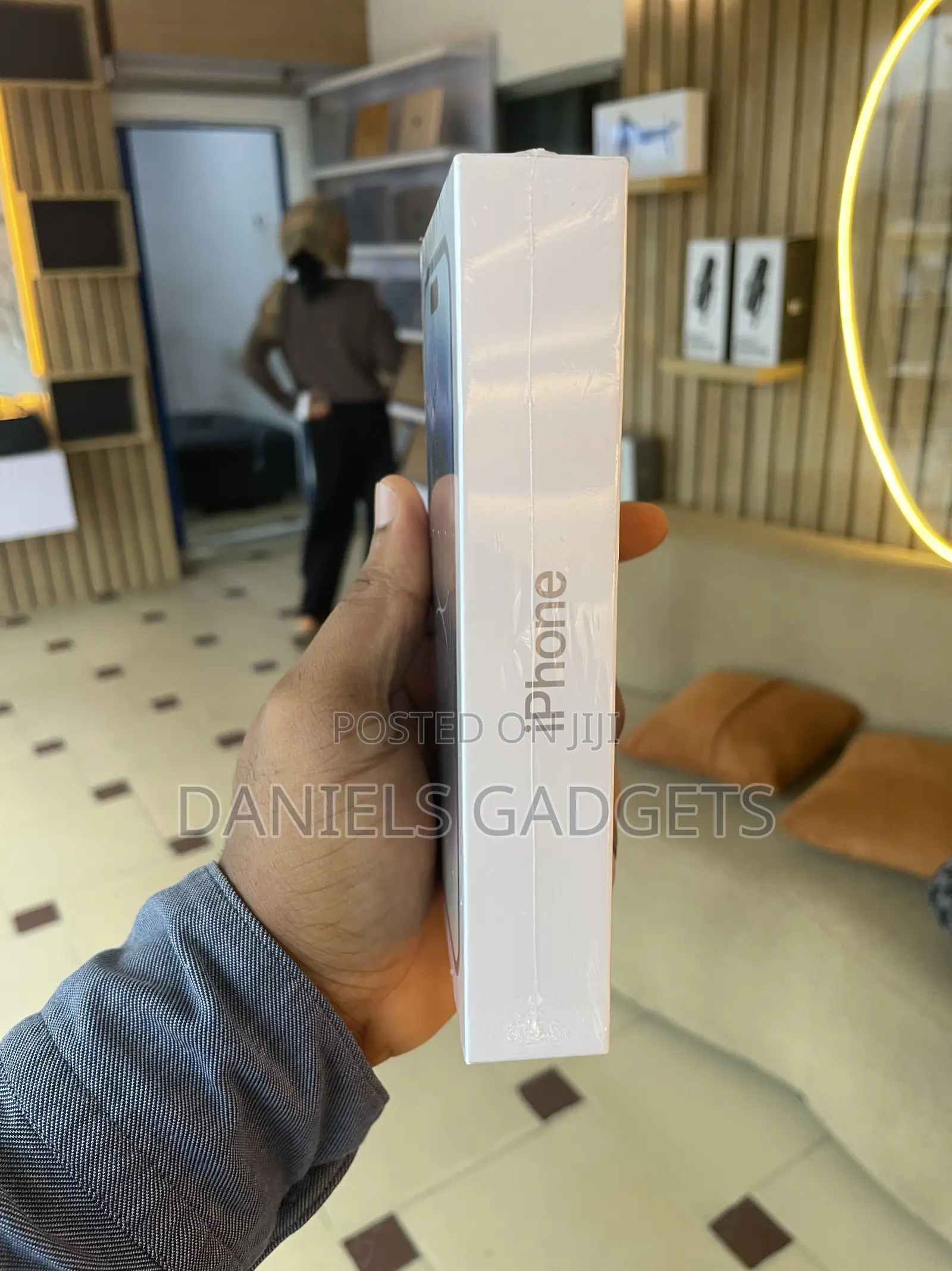 New Apple iPhone 14 Pro 128 GB Silver