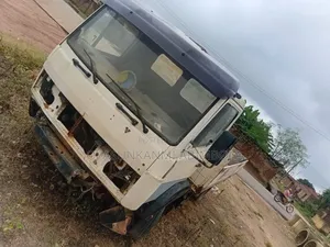 Benz 814 Truck