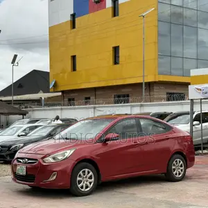 Hyundai Accent 2012 Red