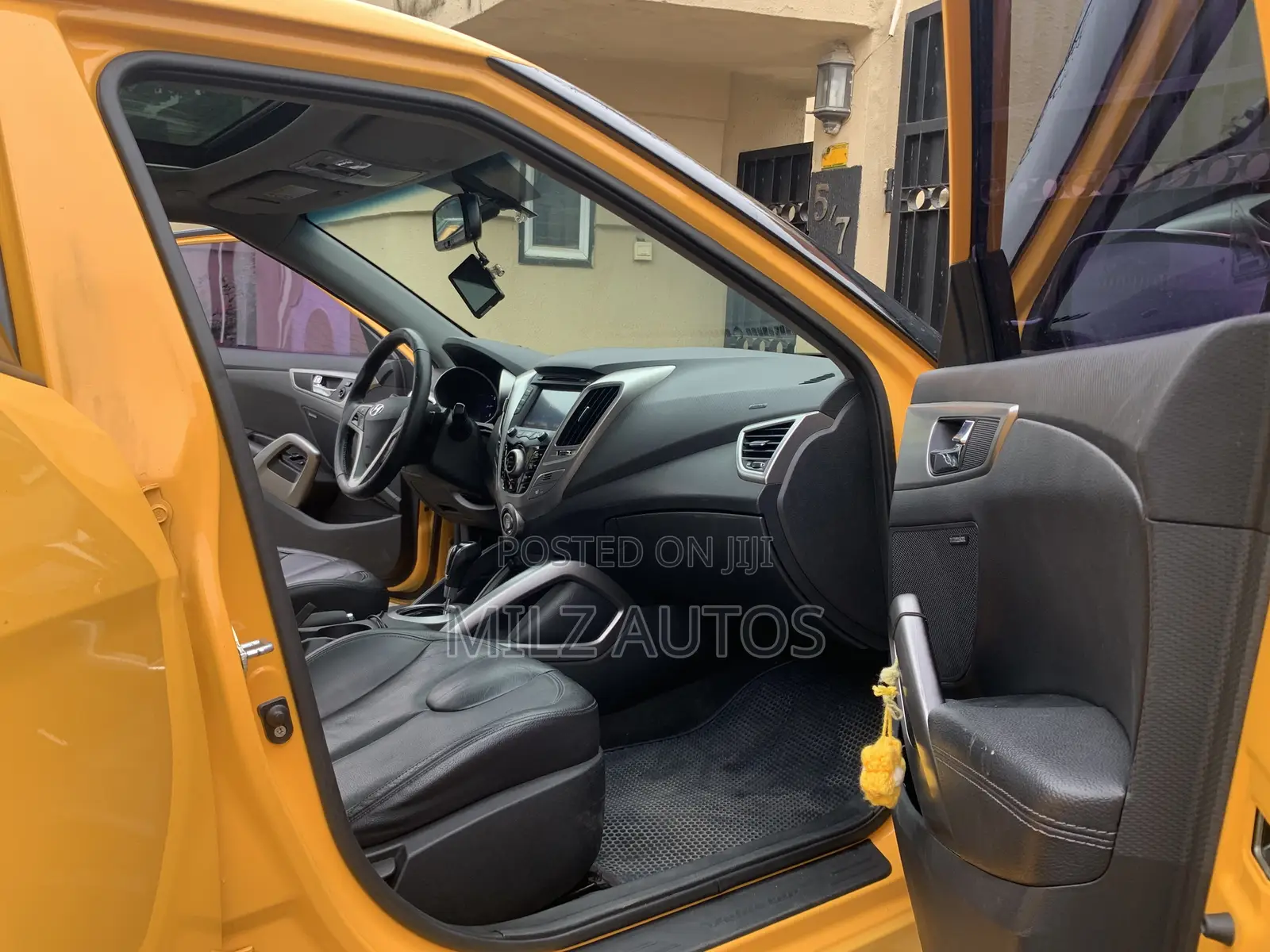 Hyundai Veloster Automatic 2012 Yellow