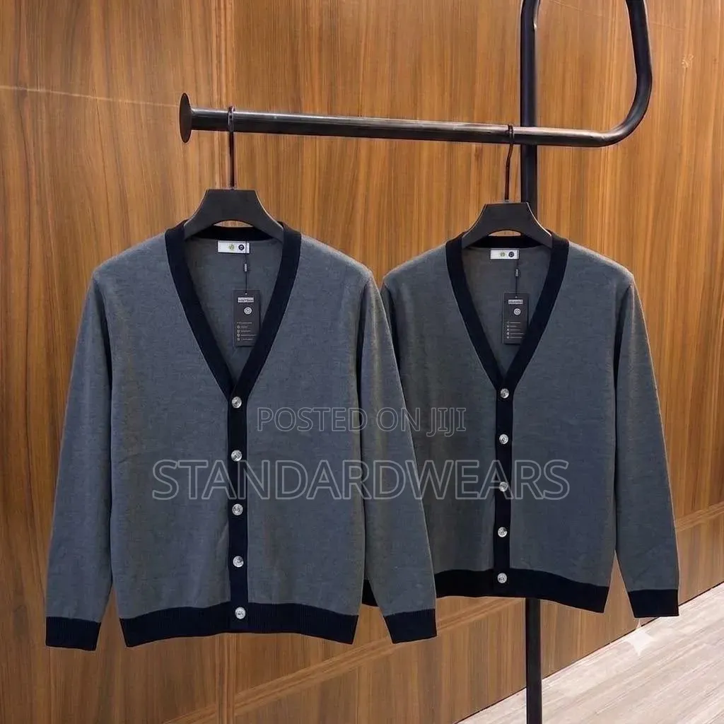Knitwear Collection – Sweaters Cardigans