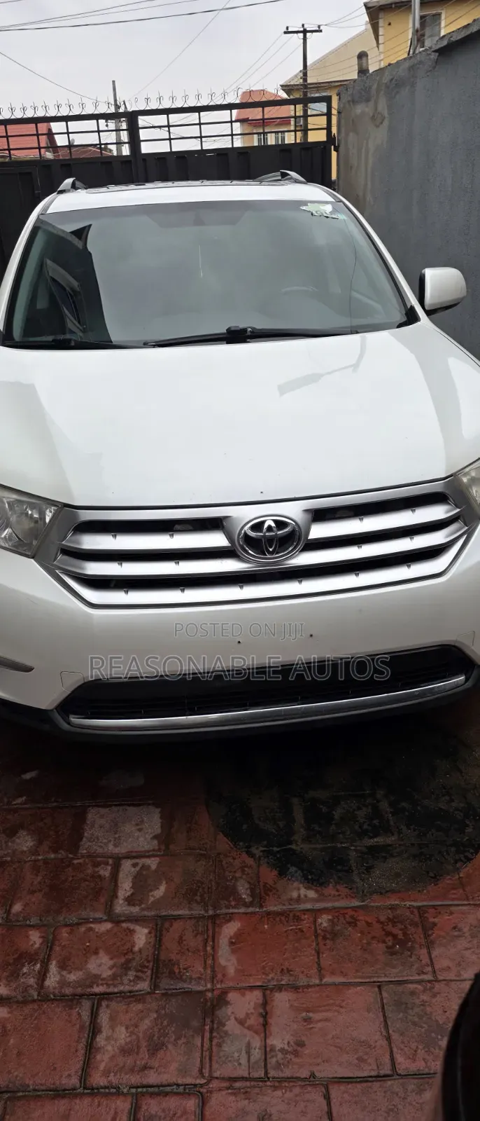 Toyota Highlander Limited 2012 White