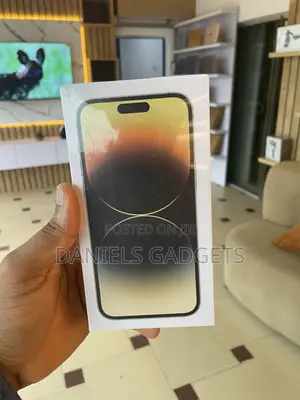 New Apple iPhone 14 Pro Max 128 GB Gold
