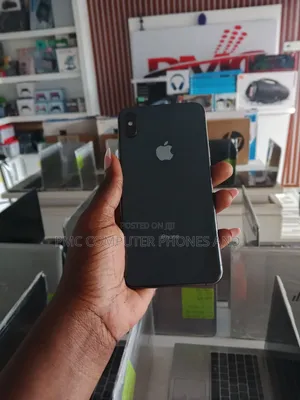 Apple iPhone XS Max 64 GB Black