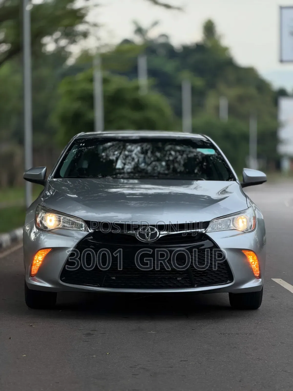 Toyota Camry 2016 Silver