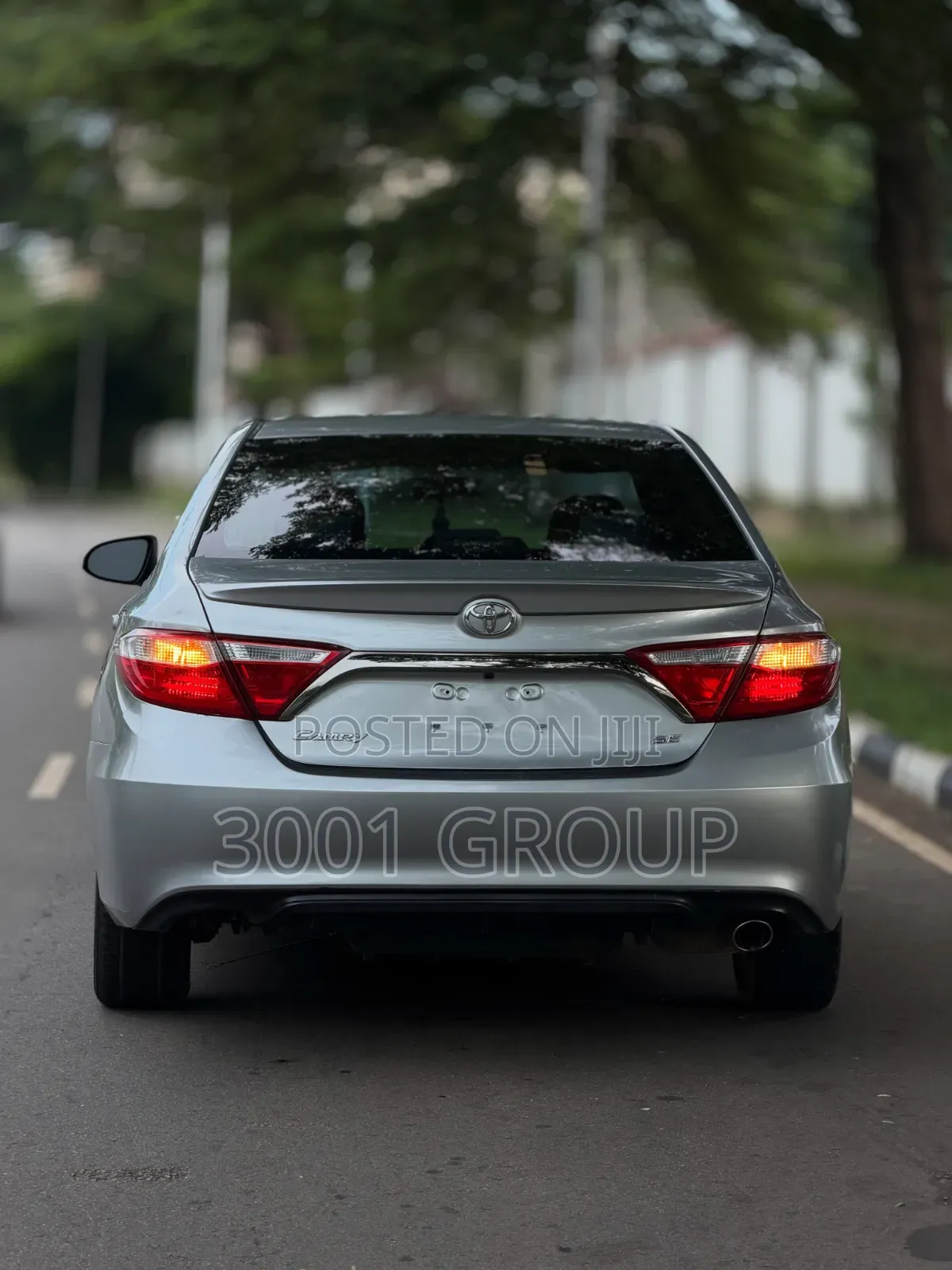 Toyota Camry 2016 Silver