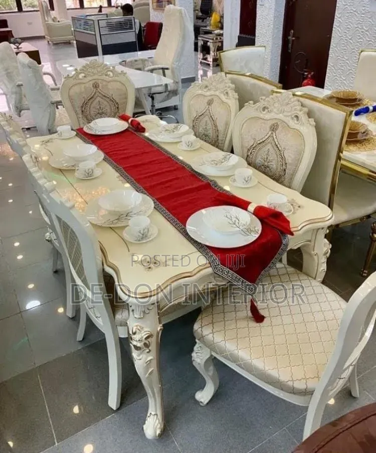 Royal Dinning Table