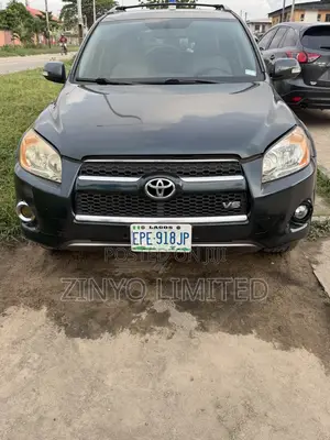 Toyota RAV4 3.5 Limited 4x4 2010