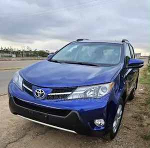Toyota RAV4 LE 4dr SUV (2.5L 4cyl 6A) 2015 Blue