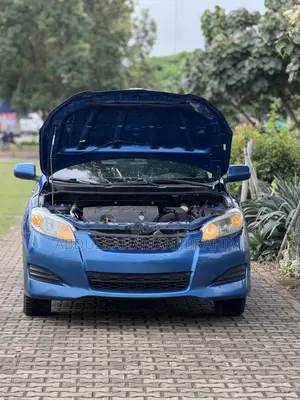 Toyota Matrix 2010 Blue