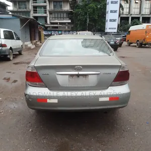 Toyota Camry 2006 Gray