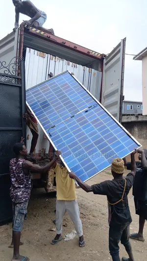 Jinko Bificial 650w Solar Panel