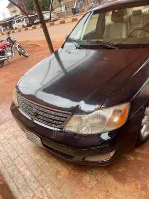 Toyota Avalon XL 2004 Black